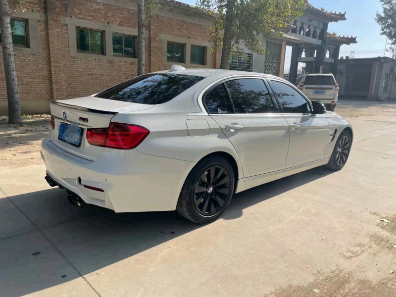 保定13年宝马3系8