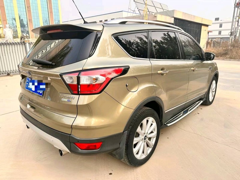 保定17年福特翼虎4