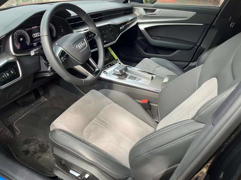 济宁23年奥迪A6L7