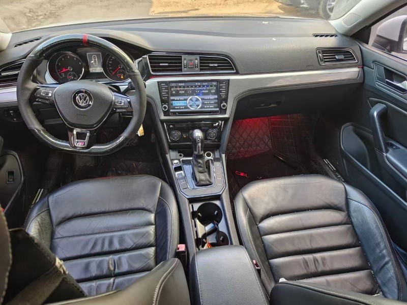 济宁16年大众凌渡7