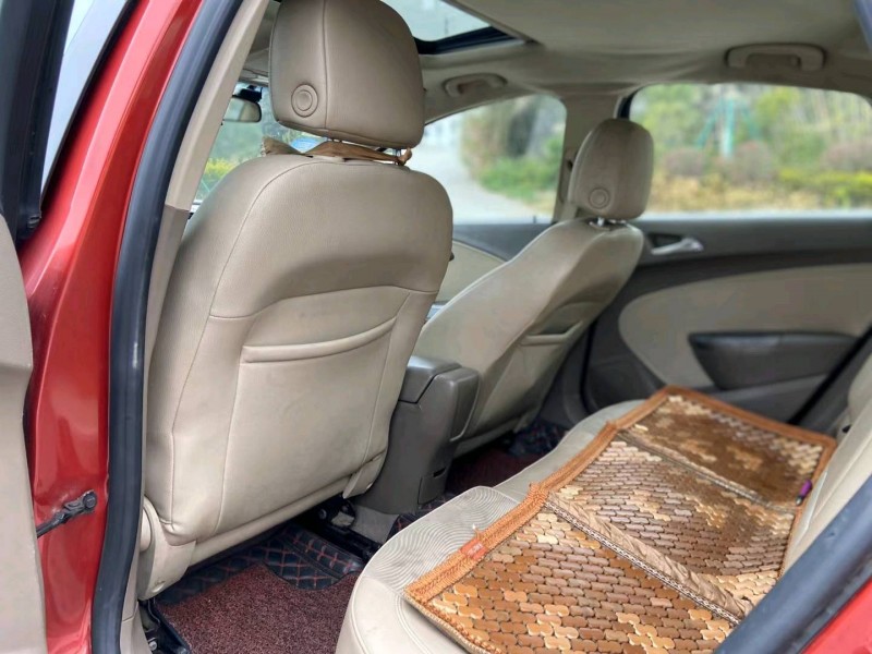 广州13年别克英朗GT9