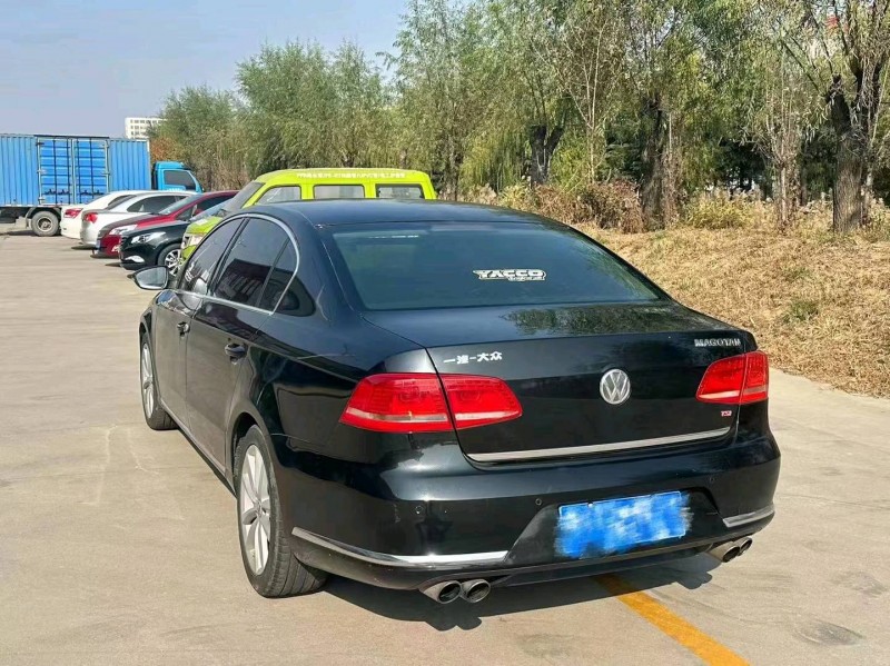 枣庄12年大众迈腾4