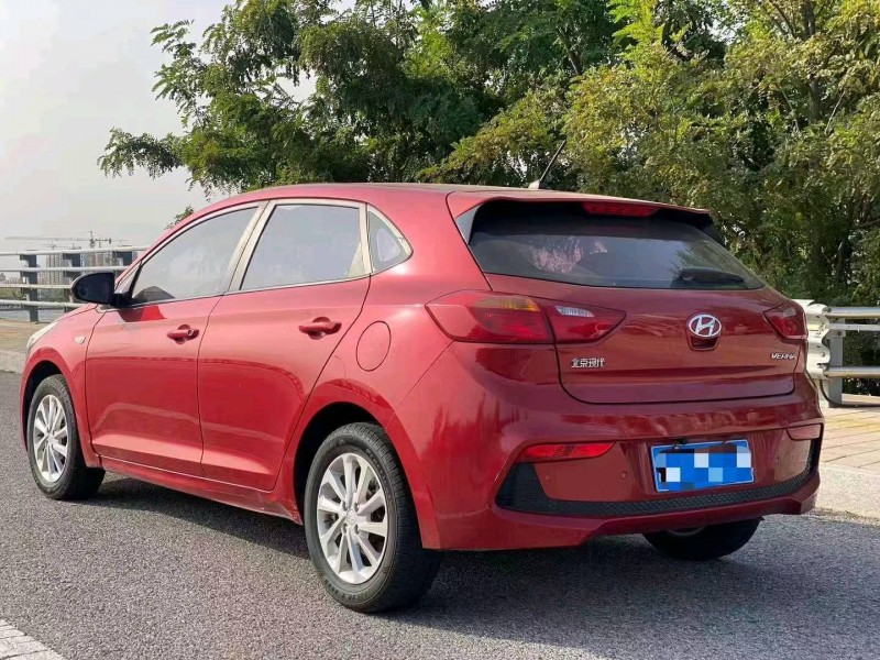 邯郸17年现代悦动3