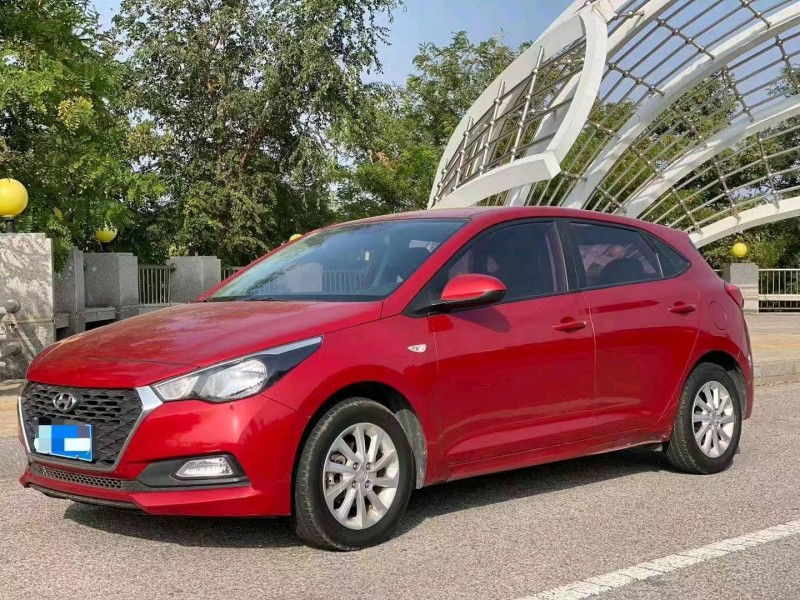 邯郸17年现代悦动4