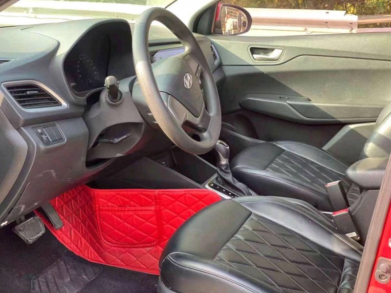 邯郸17年现代悦动8