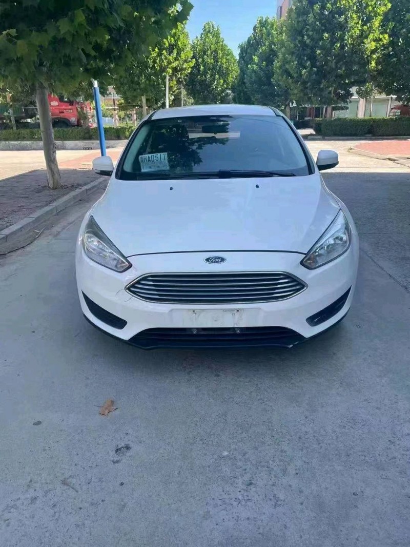 枣庄18年福特福克斯1