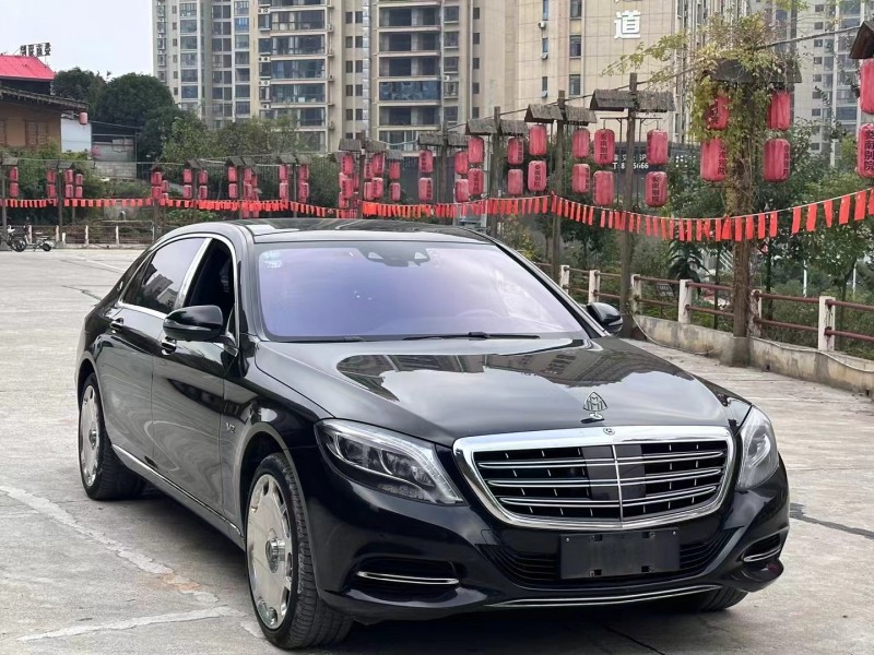 济宁17年奔驰迈巴赫S级2