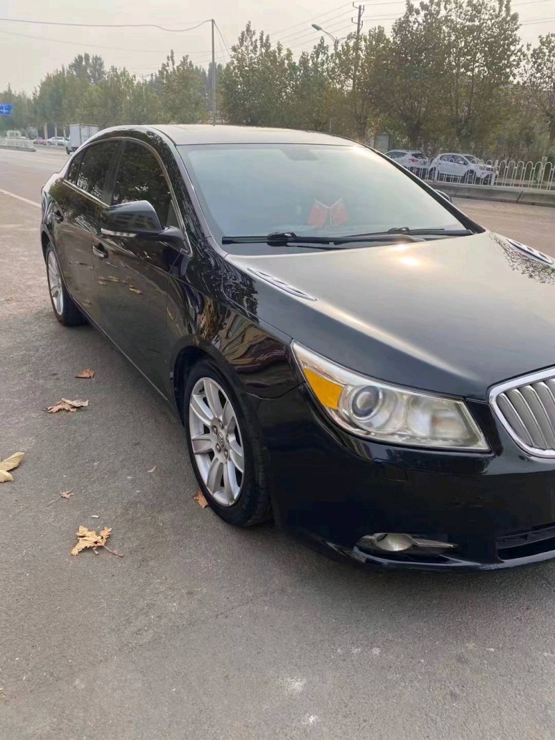 枣庄13年别克君越2