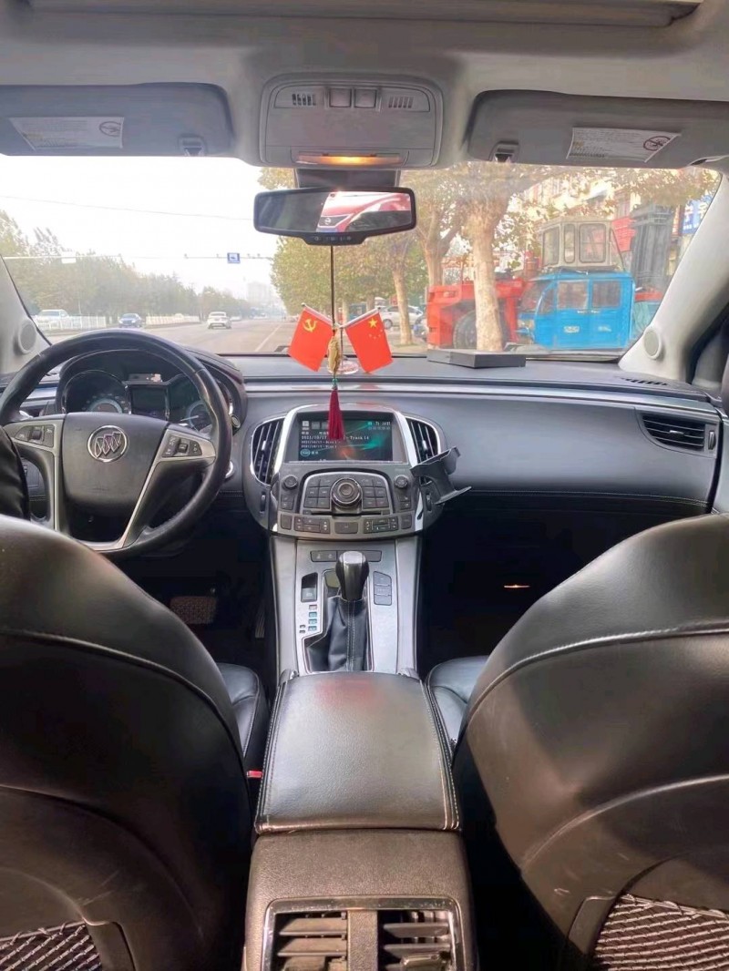 枣庄13年别克君越4