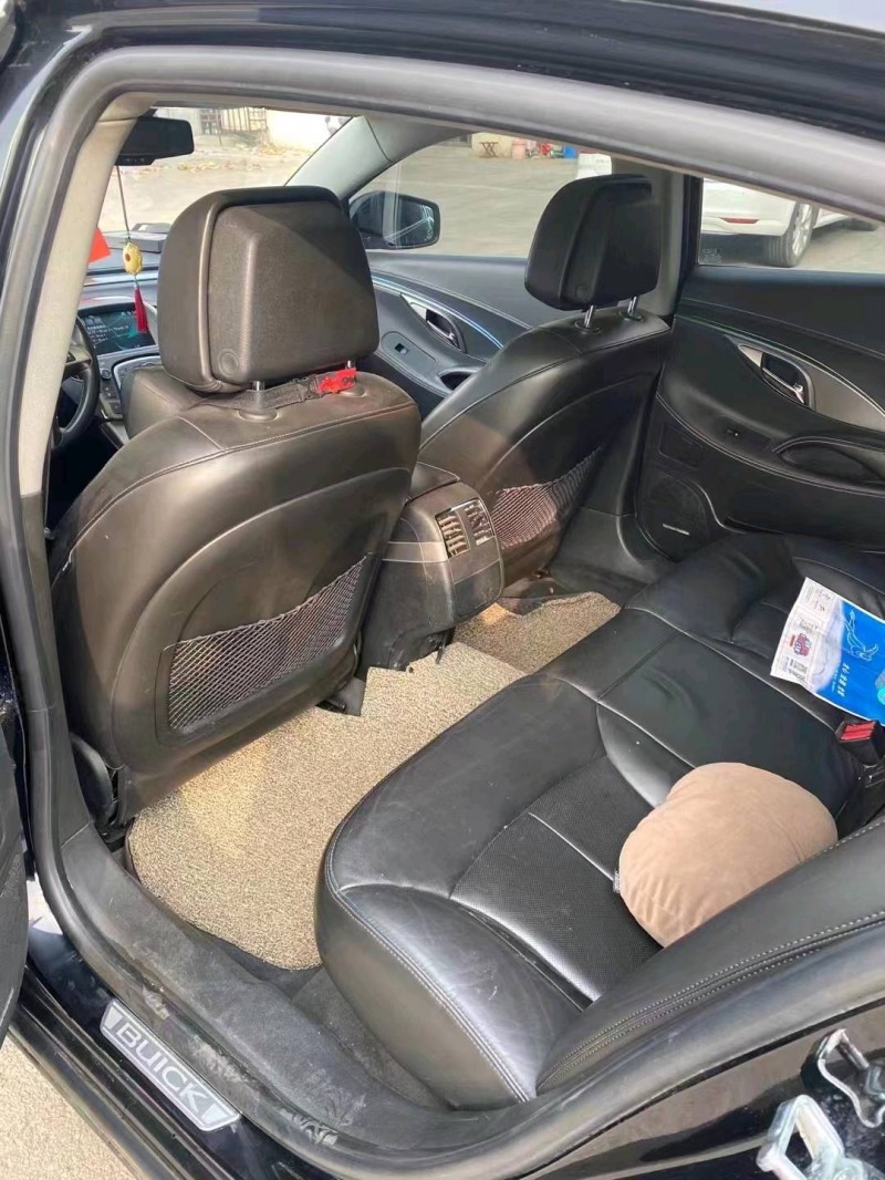 枣庄13年别克君越7