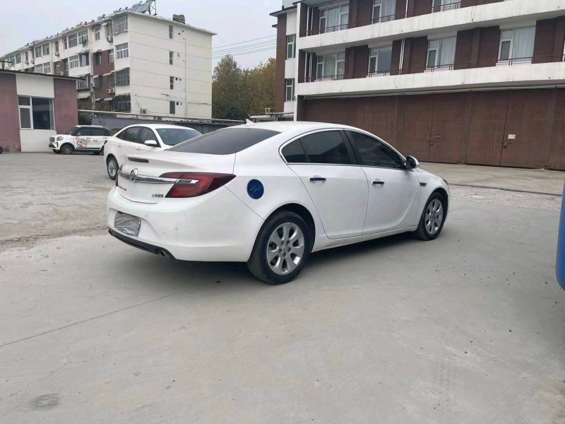 枣庄15年别克君威6