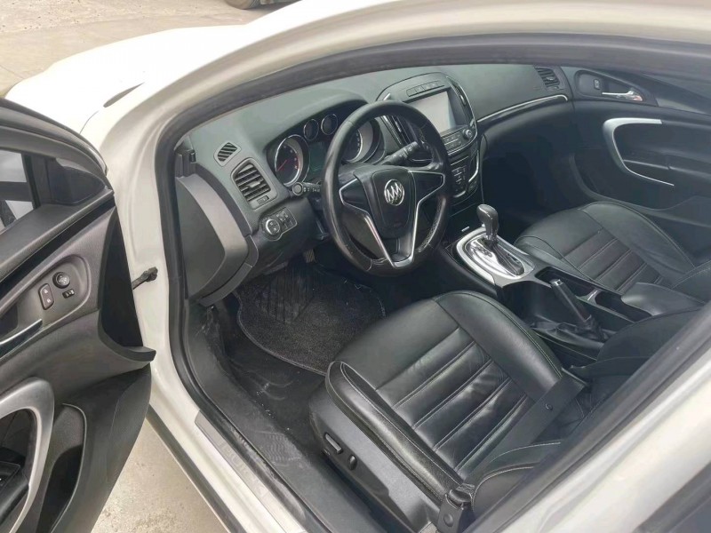 枣庄15年别克君威9