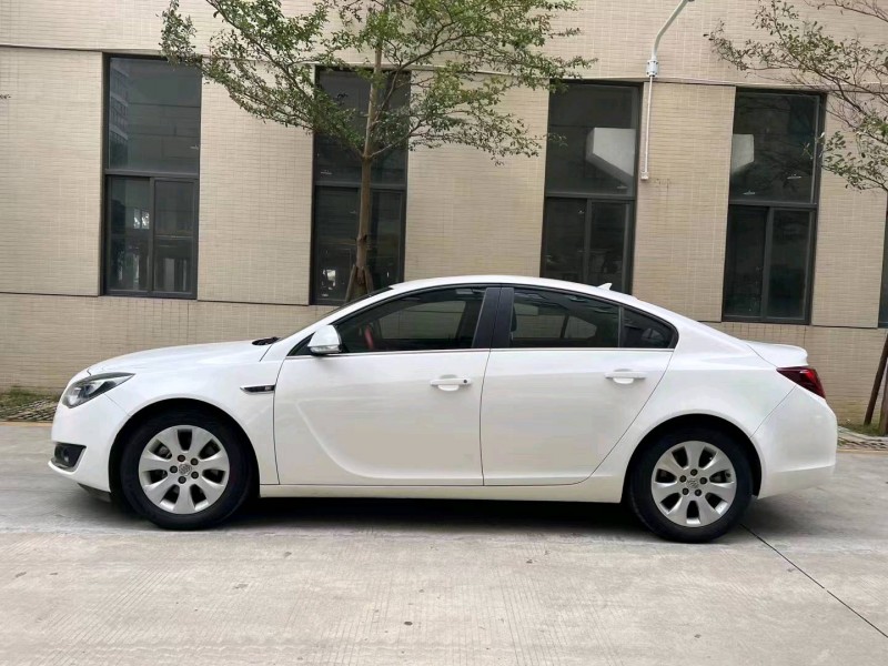 枣庄16年别克君威3