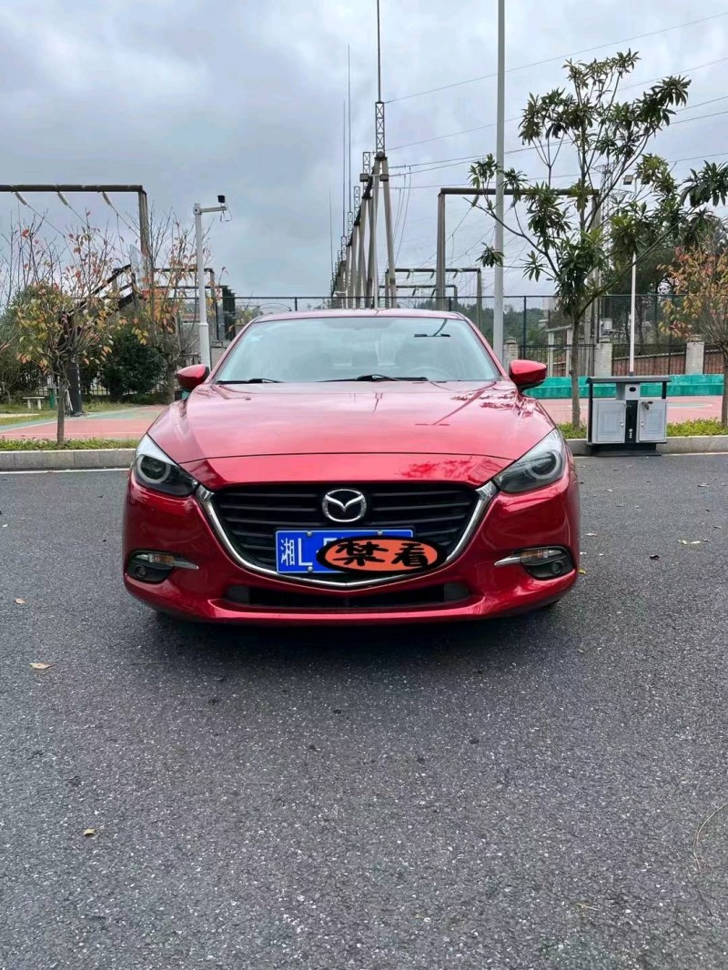 东营19年马自达昂克赛拉1