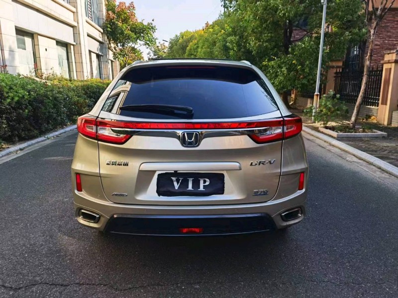 苏州18年本田冠道7