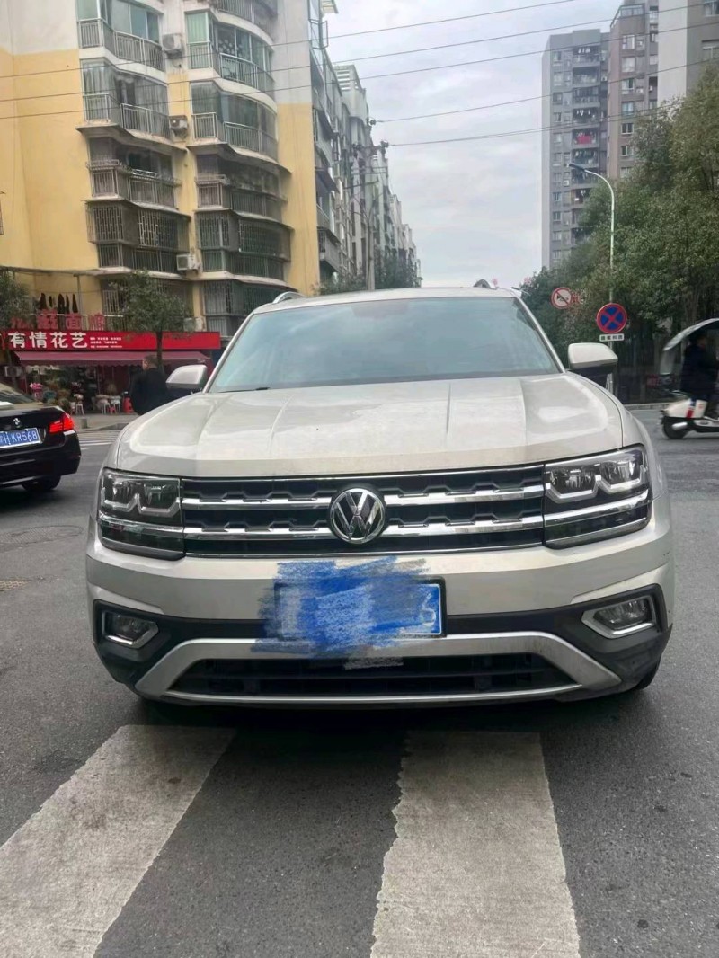 东营19年大众途昂1