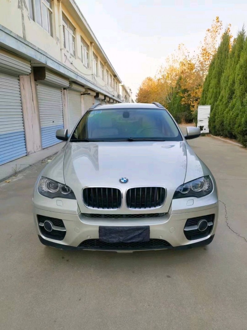 东营11年宝马X61