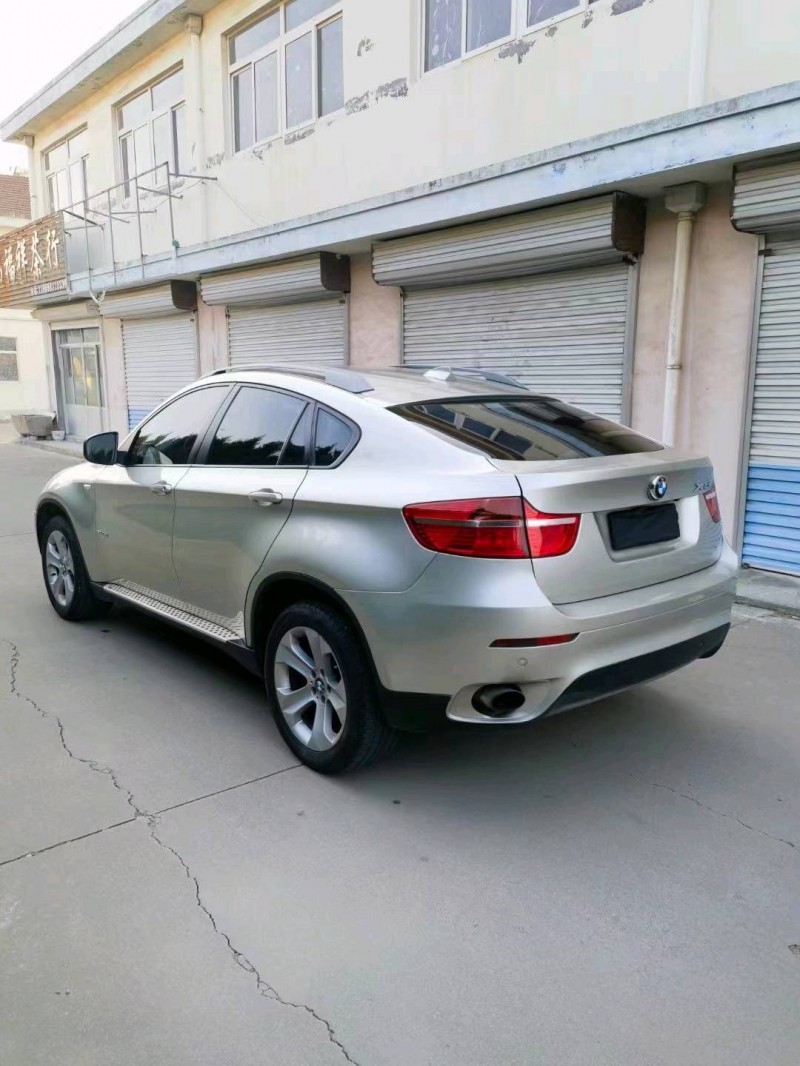 东营11年宝马X67