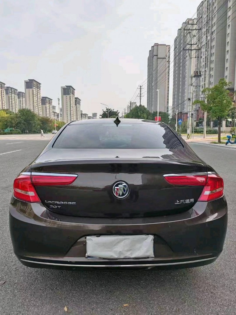 淮南16年别克君越9