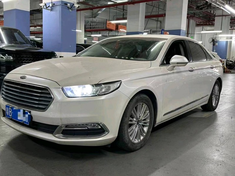 广州17年福特金牛座3