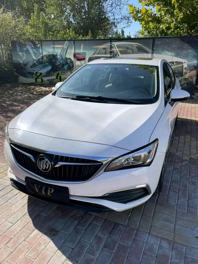 东营18年别克威朗3