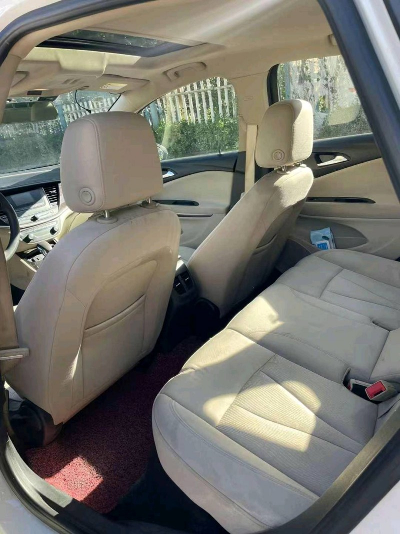 东营18年别克威朗7