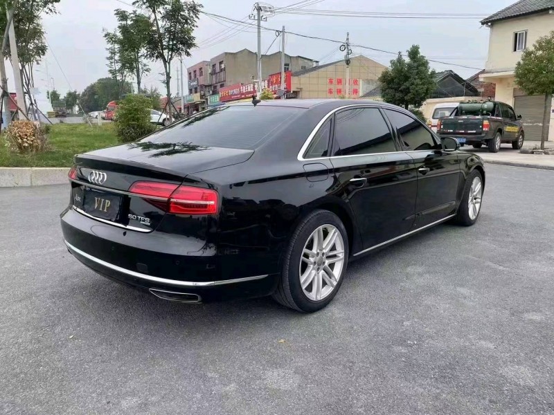 衡阳17年奥迪A8L4