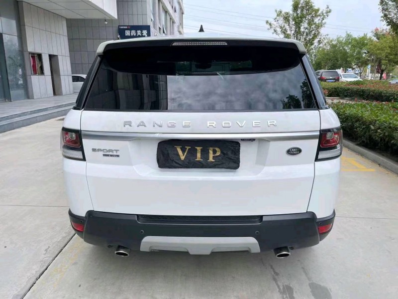 东营17年路虎揽胜2