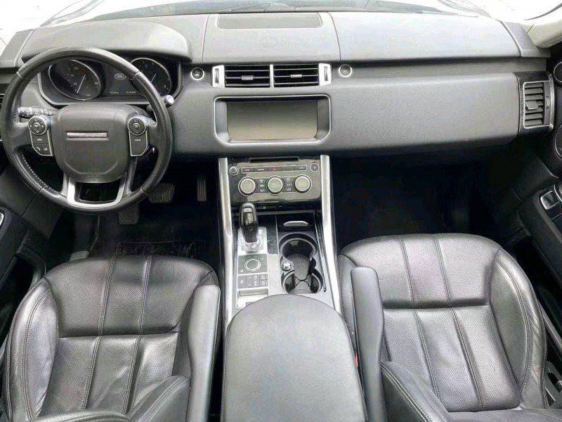 东营17年路虎揽胜4