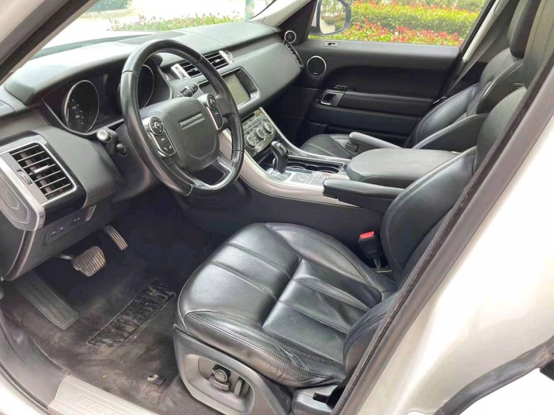 东营17年路虎揽胜7