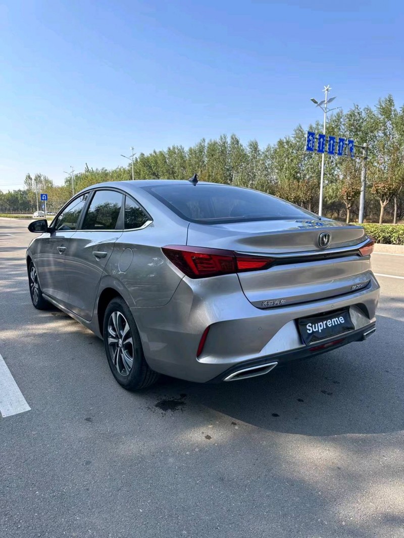 枣庄21年长安汽车逸动7