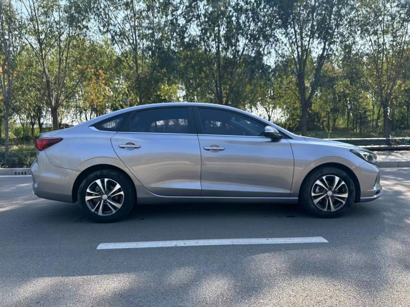 枣庄21年长安汽车逸动9