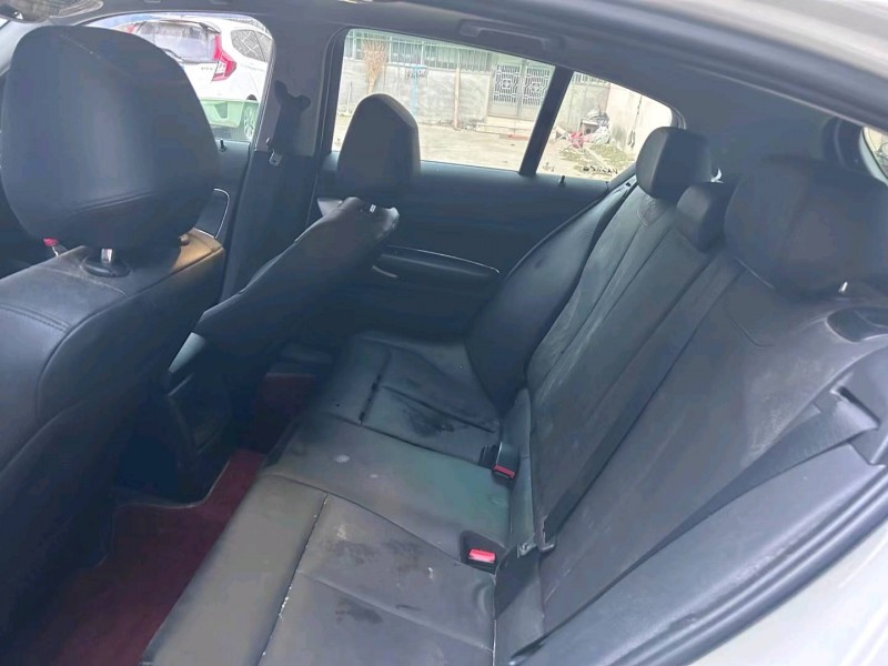 邯郸14年宝马1系4