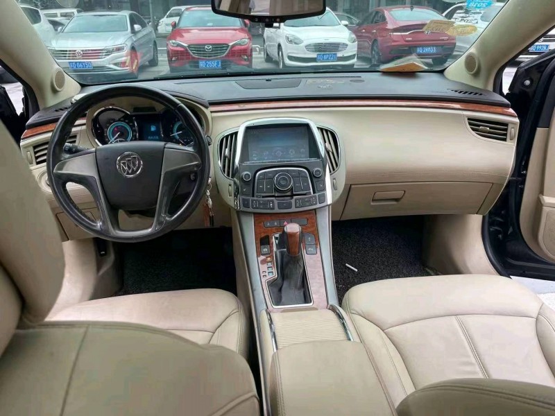 常州13年别克君越2