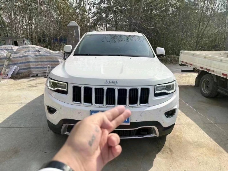 淮南17年Jeep大切諾基1