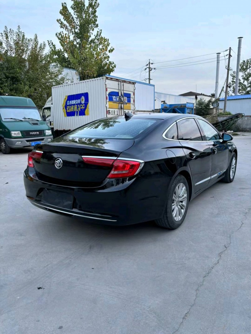 宿迁17年别克君越8