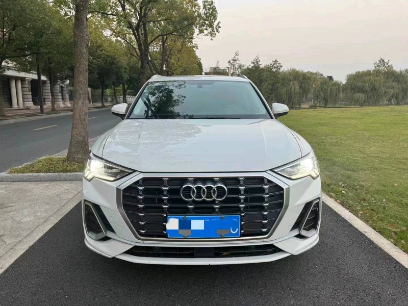嘉兴21年奥迪Q31