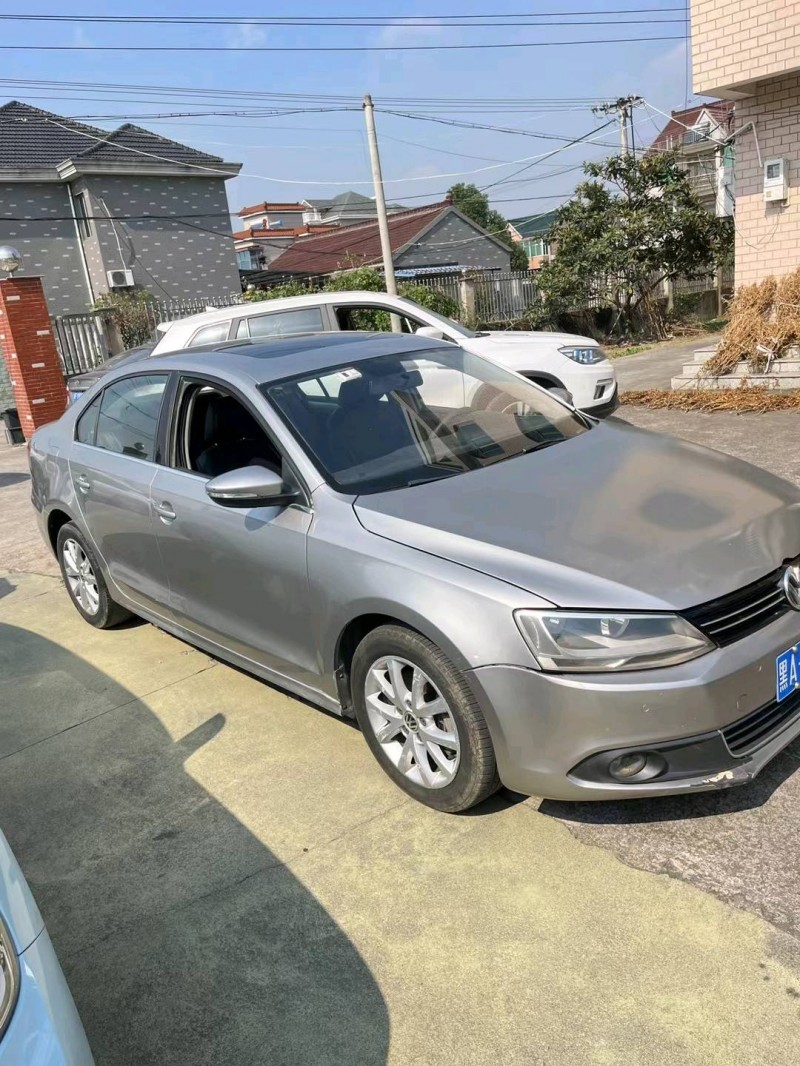 嘉兴13年大众速腾8