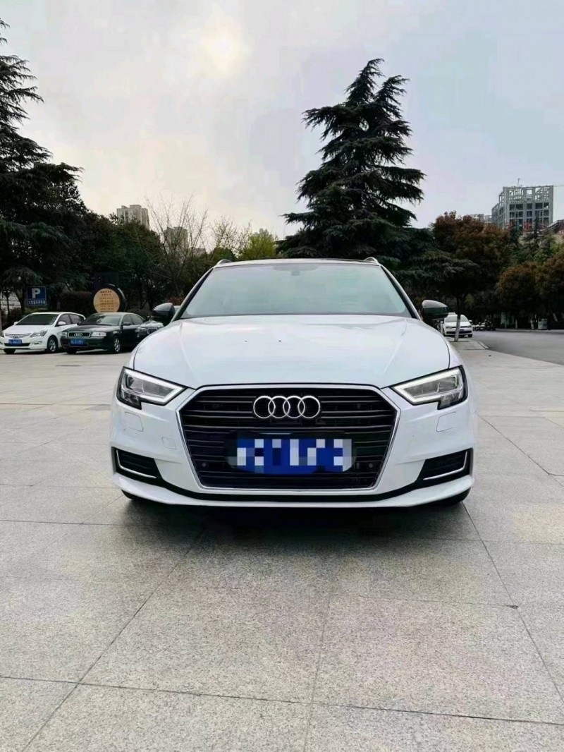 济宁21年奥迪A31