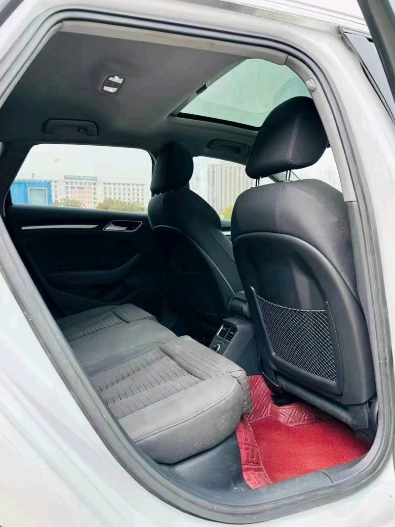 济宁21年奥迪A34