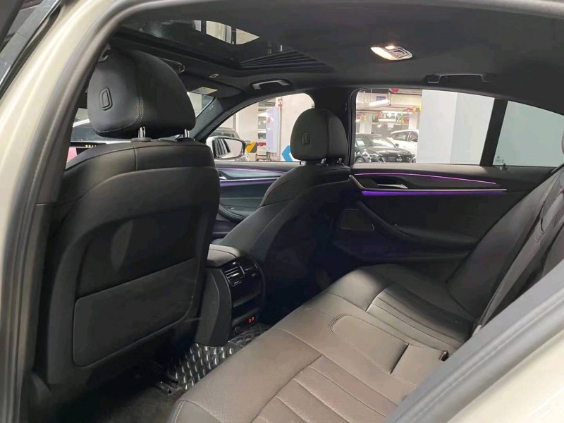 成都21年宝马5系7