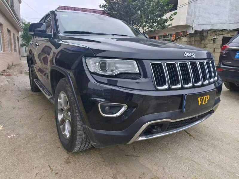 貴陽16年Jeep大切諾基2