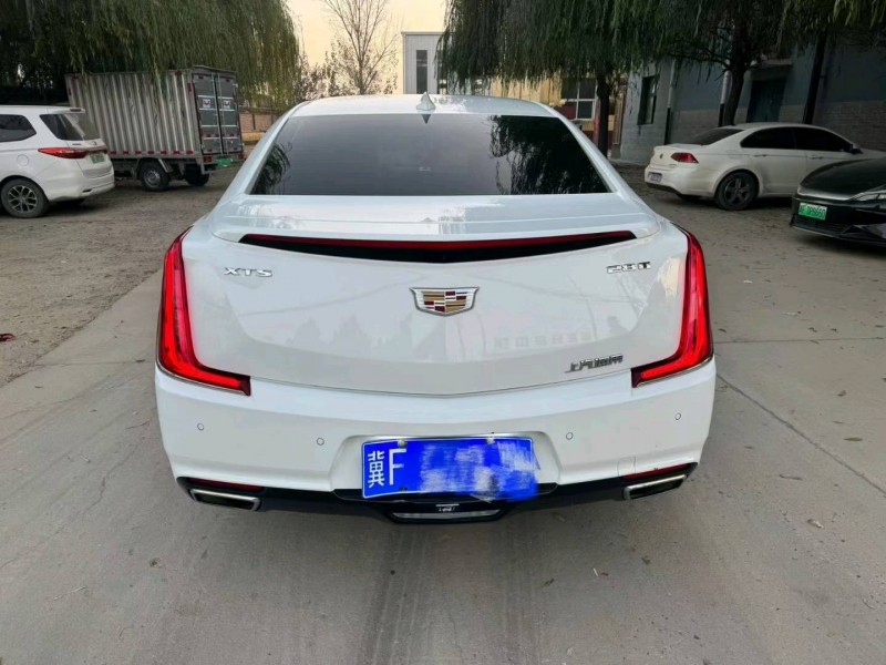 保定18年凯迪拉克XTS9