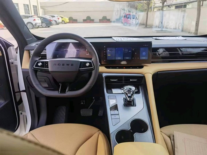 保定23年荣威RX57