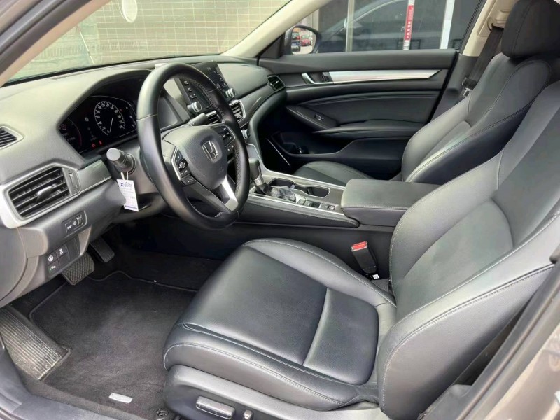 珠海21年本田雅阁7