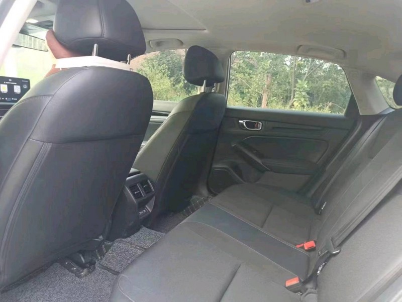 深圳22年本田型格5