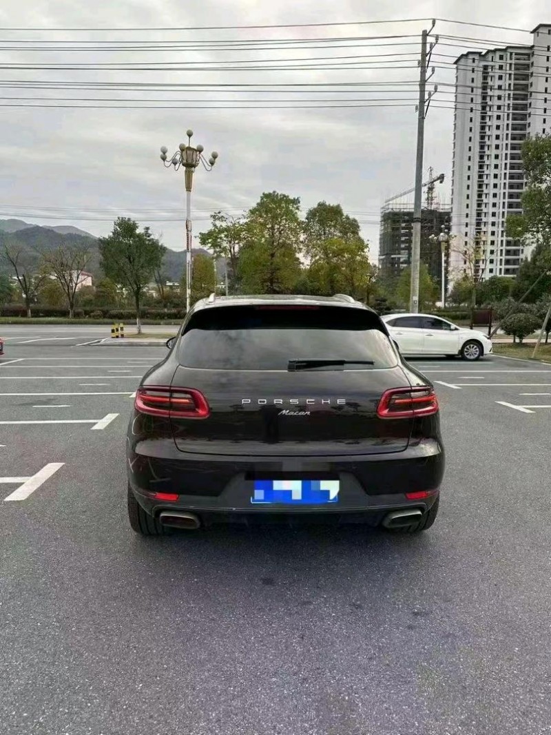 衡阳18年保时捷Macan7