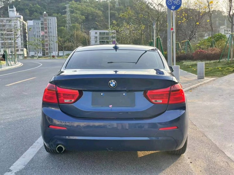 广州17年宝马1系7