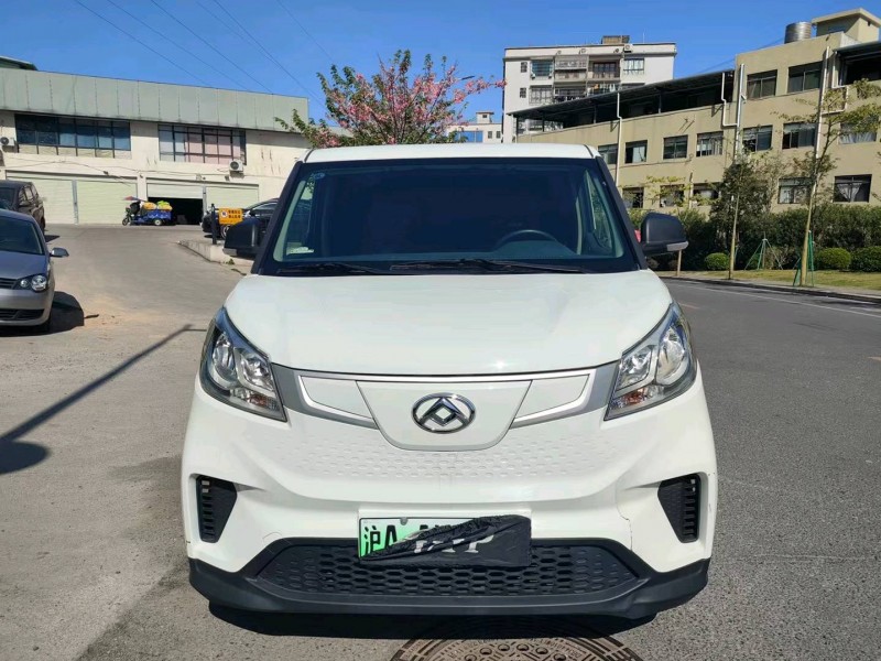 广州22年大通EV30L1