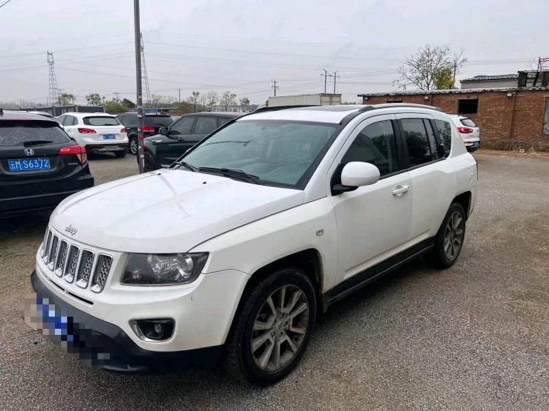 保定14年Jeep指南者2